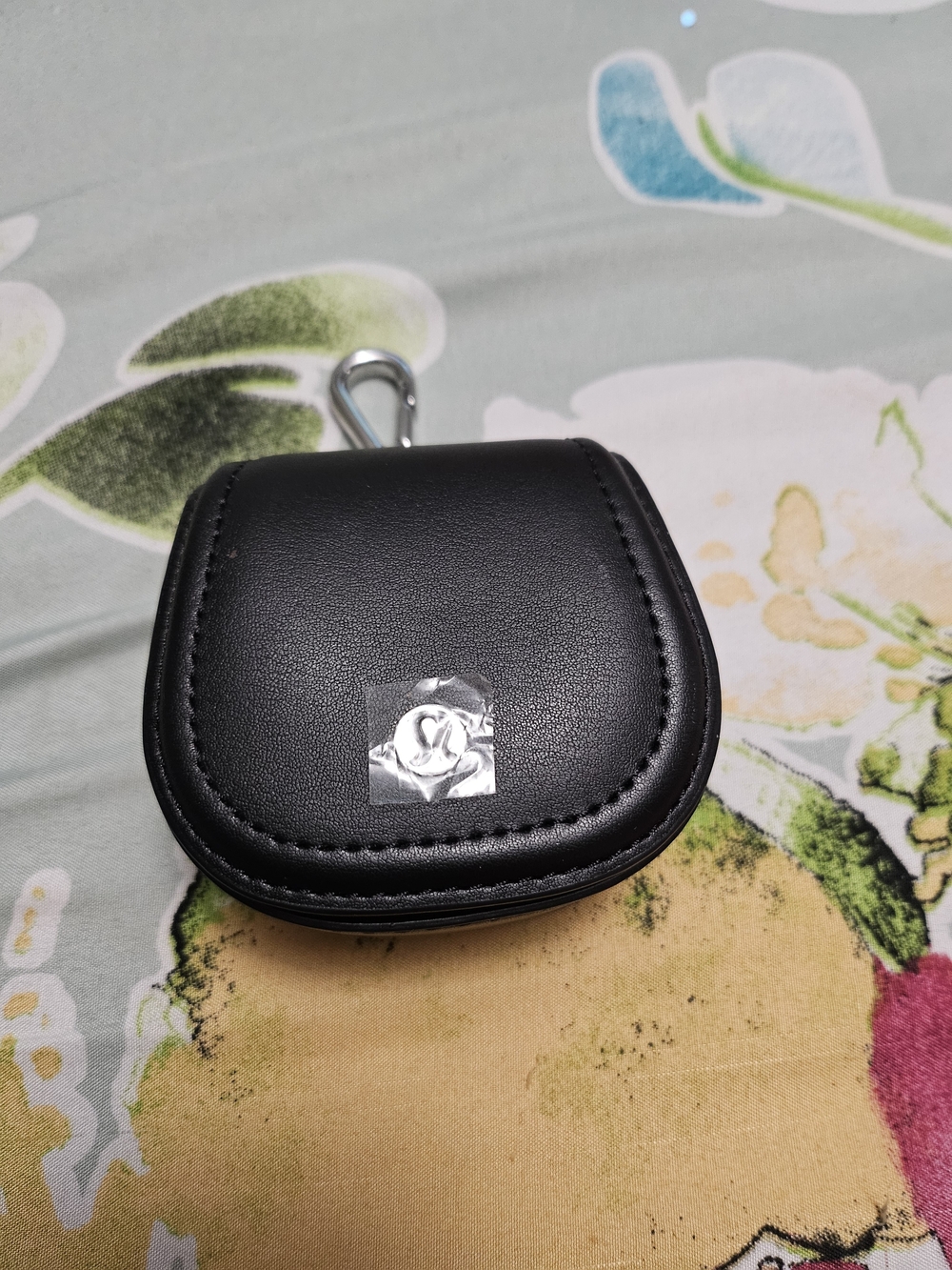 lululemon athletica Black Leatherette Key & Card Pouch with Clip